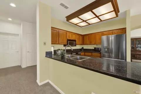 Kitchen - 107 Bald Eagle Dr, Vacaville, CA 95688 photo 7 of 9