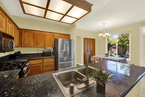 Kitchen - 107 Bald Eagle Dr, Vacaville, CA 95688 photo 1 of 9