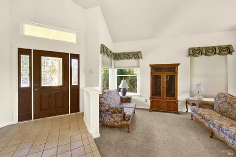 Entry Way - 107 Bald Eagle Dr, Vacaville, CA 95688 photo 4 of 9