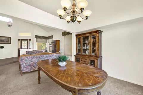 Dining - 107 Bald Eagle Dr, Vacaville, CA 95688 photo 1 of 5