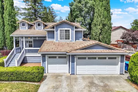 620 Monk Ct, Dixon, CA 95620