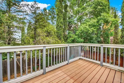 Exterior - 620 Monk Ct, Dixon, CA 95620 photo 6 of 27