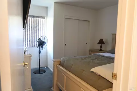 Bedroom - 303 Dahlia St, Fairfield, CA 94533 photo 3 of 5