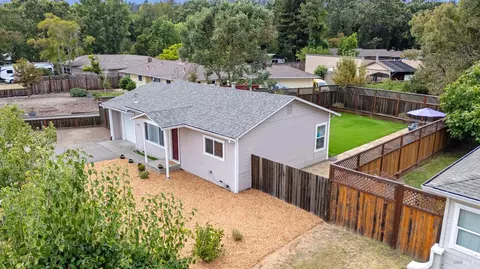 4755 Sunshine Ave, Santa Rosa, CA 95409