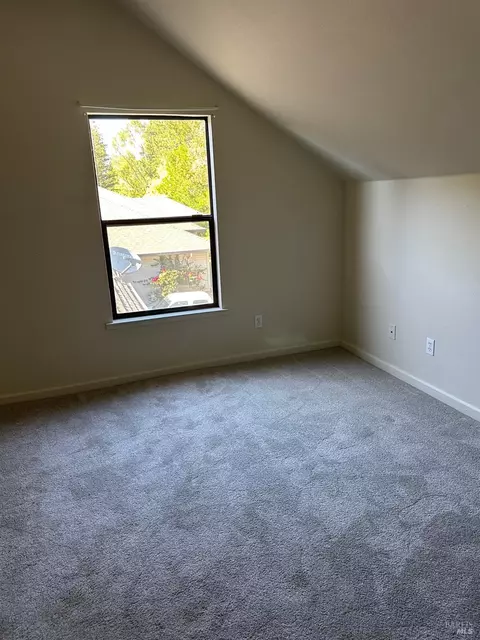 Bedroom - 7958 Shira St, Windsor, CA 95492 photo 4 of 5