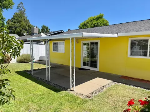 Exterior - 214 Ash St, Vacaville, CA 95688 photo 9 of 14