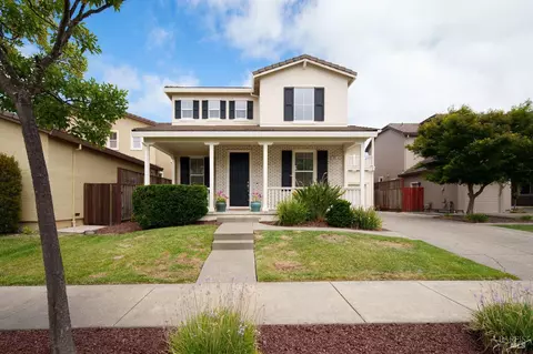 374 Decanter Cir, Windsor, CA 95492