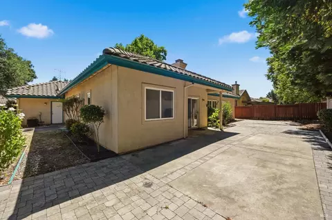 Exterior - 741 Emerald Bay Dr, Fairfield, CA 94534 photo 8 of 12