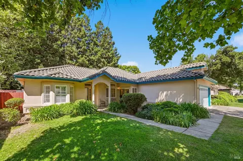 Exterior - 741 Emerald Bay Dr, Fairfield, CA 94534 photo 3 of 12