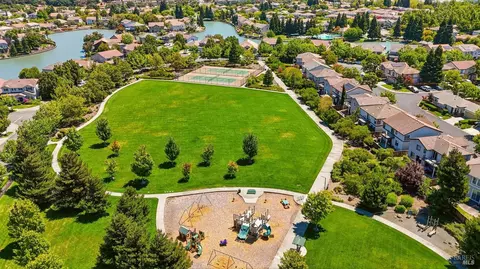 View/Area - 741 Emerald Bay Dr, Fairfield, CA 94534 photo 9 of 11