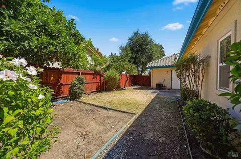 Exterior - 741 Emerald Bay Dr, Fairfield, CA 94534 photo 5 of 12