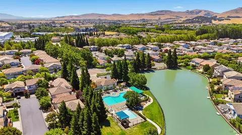 View/Area - 741 Emerald Bay Dr, Fairfield, CA 94534 photo 6 of 11
