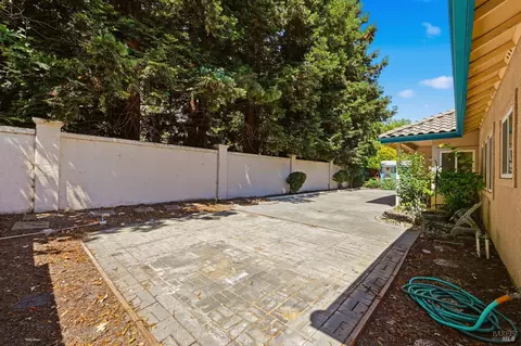 Exterior - 741 Emerald Bay Dr, Fairfield, CA 94534 photo 9 of 12