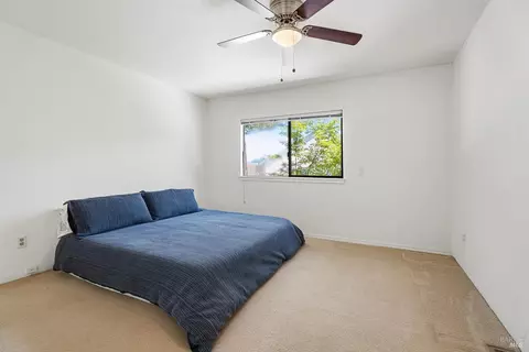 Bedroom - 800 Riverside Dr, Ukiah, CA 95482 photo 3 of 6