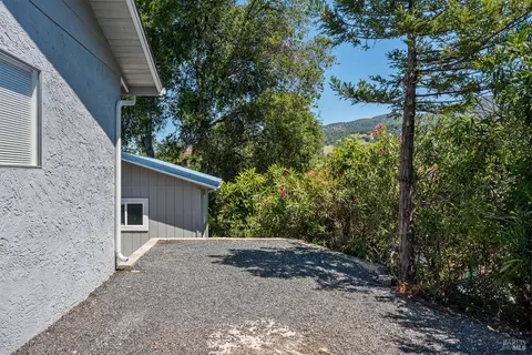 Exterior - 800 Riverside Dr, Ukiah, CA 95482 photo 15 of 15