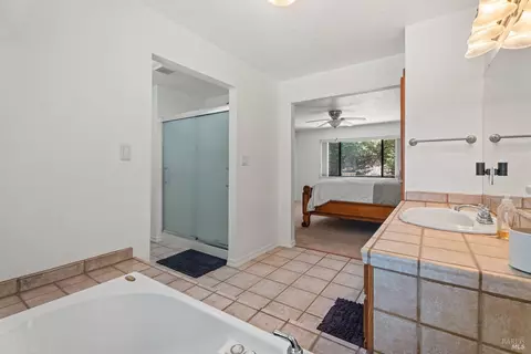 Bath - 800 Riverside Dr, Ukiah, CA 95482 photo 1 of 6
