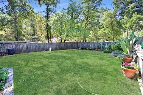 Exterior - 2100 S Dora St, Ukiah, CA 95482 photo 3 of 3