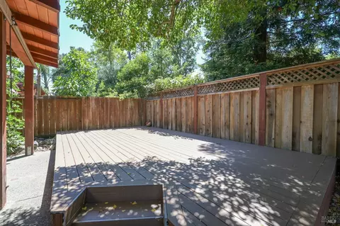 Exterior - 6441 Yale St, Windsor, CA 95492 photo 3 of 11
