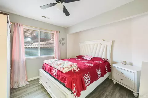 Bedroom - 6441 Yale St, Windsor, CA 95492 photo 5 of 6