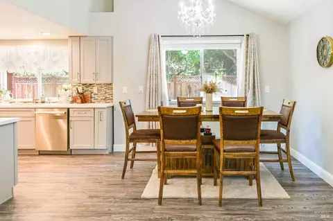 Dining - 6441 Yale St, Windsor, CA 95492 photo 1 of 2