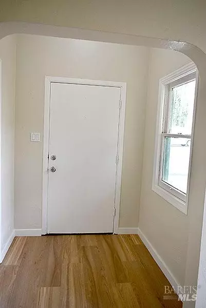 Entry Way - 409 Carolina St, Vallejo, CA 94590 photo 1 of 4