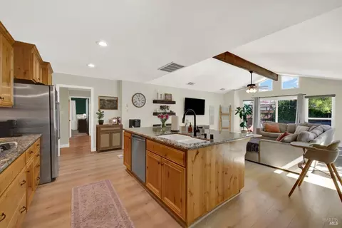 Kitchen - 850 Sunset Dr, Dixon, CA 95620 photo 2 of 8