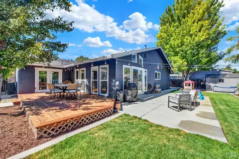 Exterior - 850 Sunset Dr, Dixon, CA 95620 photo 16 of 26