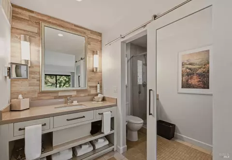 Bath - 641 Cottage Dr, Napa, CA 94558 photo 3 of 3