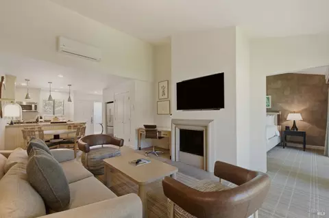 Living - 641 Cottage Dr, Napa, CA 94558 photo 2 of 3
