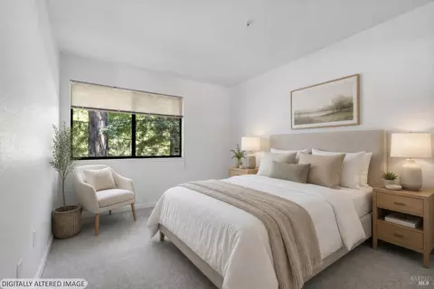 Bedroom - 107 Nicholas Ct, Cotati, CA 94931 photo 3 of 4