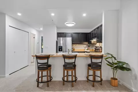 Kitchen - 107 Nicholas Ct, Cotati, CA 94931 photo 2 of 2