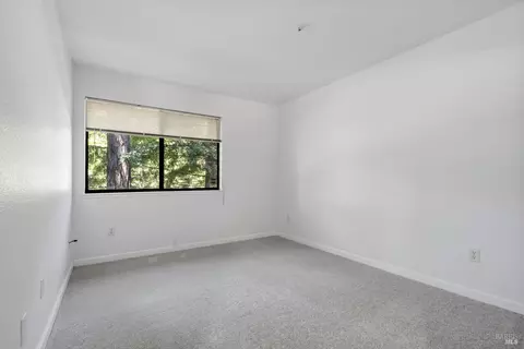 Bedroom - 107 Nicholas Ct, Cotati, CA 94931 photo 4 of 4