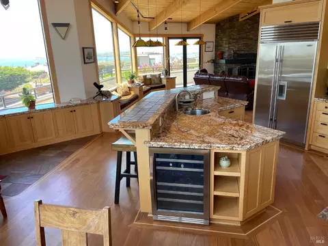 Kitchen - 20689 Mockingbird Rd, Bodega Bay, CA 94923 photo 7 of 7