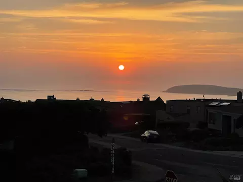 View/Area - 20689 Mockingbird Rd, Bodega Bay, CA 94923 photo 3 of 5