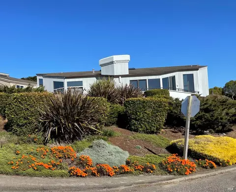 Exterior - 20689 Mockingbird Rd, Bodega Bay, CA 94923 photo 2 of 9