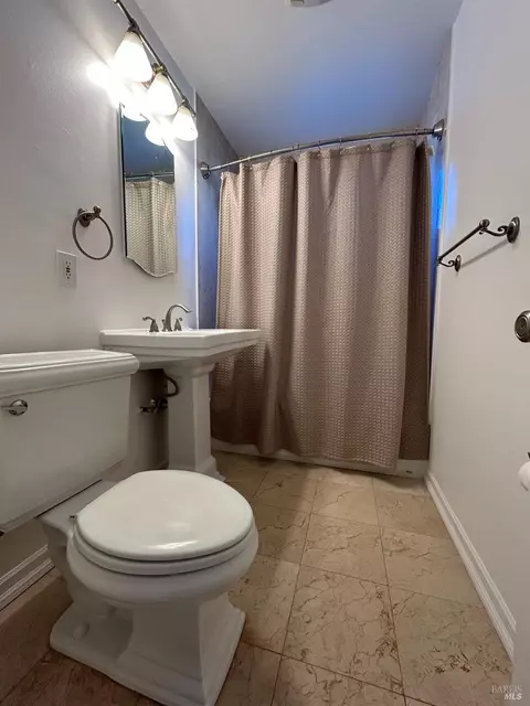9 Balboa Ave, Vallejo, CA 94591 photo 4