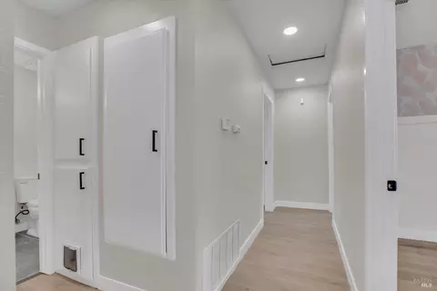 Entry Way - 505 Mckenzie Dr, Dixon, CA 95620 photo 1 of 2