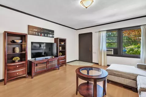 Living - 630-632 Randolph St, Napa, CA 94559 photo 1 of 1