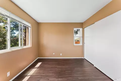 Bedroom - 355 Parkview Ter Ter #A-8, Vallejo, CA 94589 photo 7 of 7