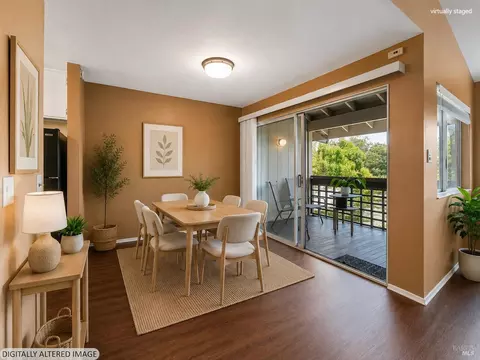 Dining - 355 Parkview Ter Ter #A-8, Vallejo, CA 94589 photo 2 of 5