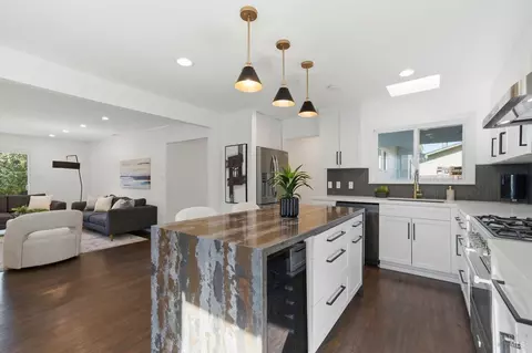 4541 Rinconada Dr, Santa Rosa, CA 95409