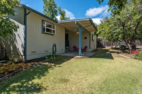 Exterior - 30 Mill Ct, Ukiah, CA 95482 photo 10 of 11