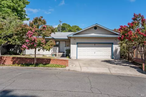 Exterior - 30 Mill Ct, Ukiah, CA 95482 photo 11 of 11