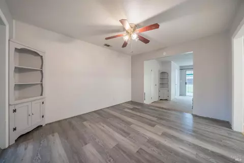 Living - 3586 E Keswick Dam Rd, Redding, CA 96003 photo 3 of 6