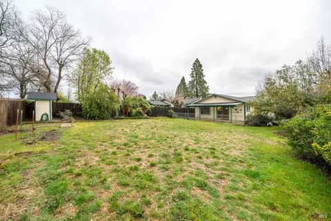 Exterior - 3586 E Keswick Dam Rd, Redding, CA 96003 photo 5 of 8