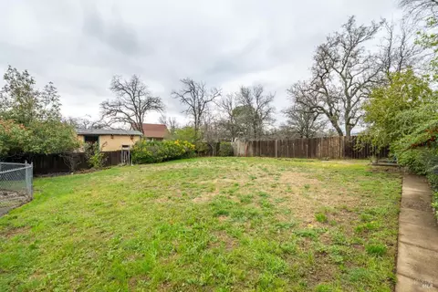 Exterior - 3586 E Keswick Dam Rd, Redding, CA 96003 photo 4 of 8