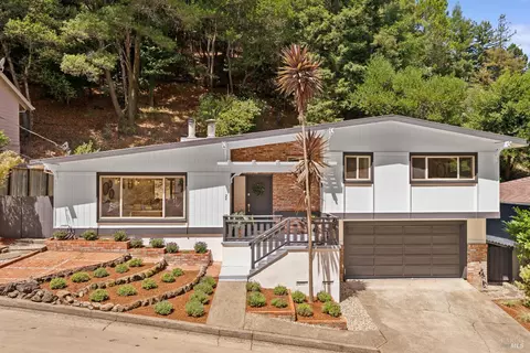 22 Chevy Chase Ct, Larkspur, CA 94939