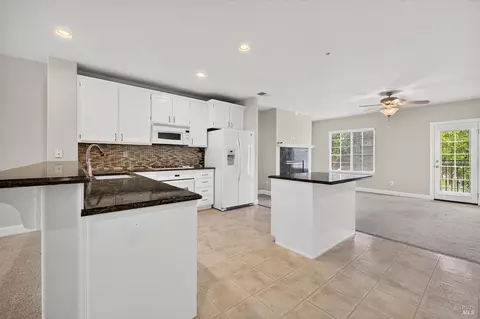 Kitchen - 766 Mcclelland Dr, Windsor, CA 95492 photo 4 of 4