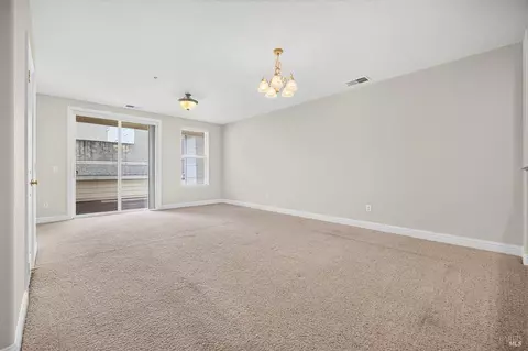 Living - 766 Mcclelland Dr, Windsor, CA 95492 photo 3 of 8