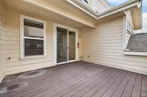 Exterior - 766 Mcclelland Dr, Windsor, CA 95492 photo 6 of 10
